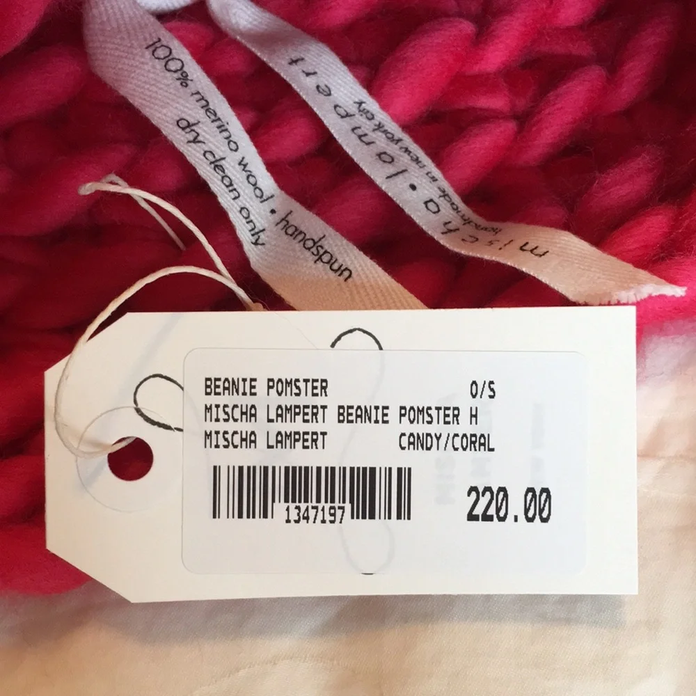 Mischa Lampert beanie pomster + candy coral xl pom